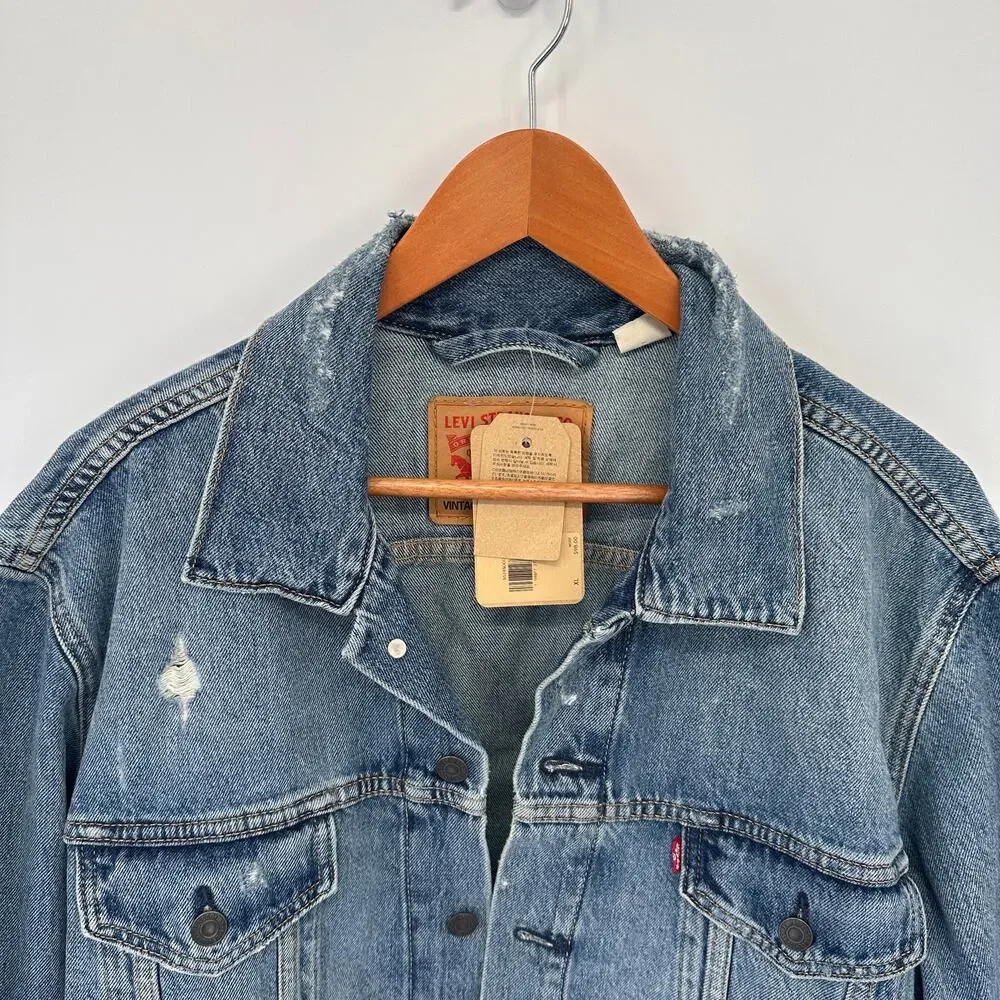 LEVI'S NWT Men's Vintage FIt Trucker Denim Jacket // XL - Picture 4 of 12